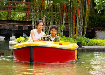 BOATING SCHOOL