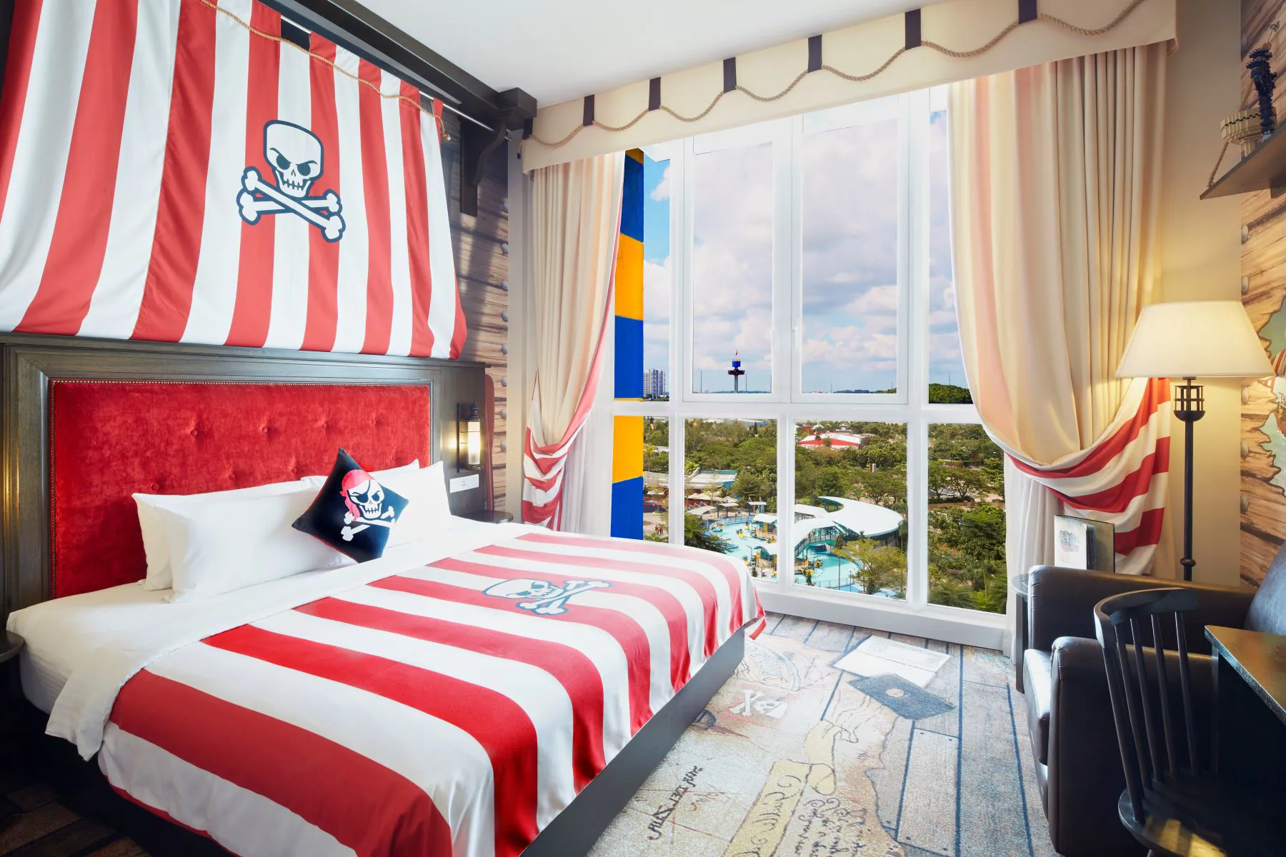 Premium Themed Room (Pirate)