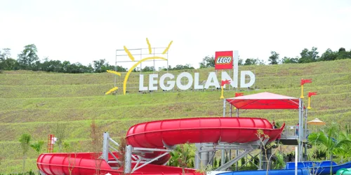 LEGOLAND sign