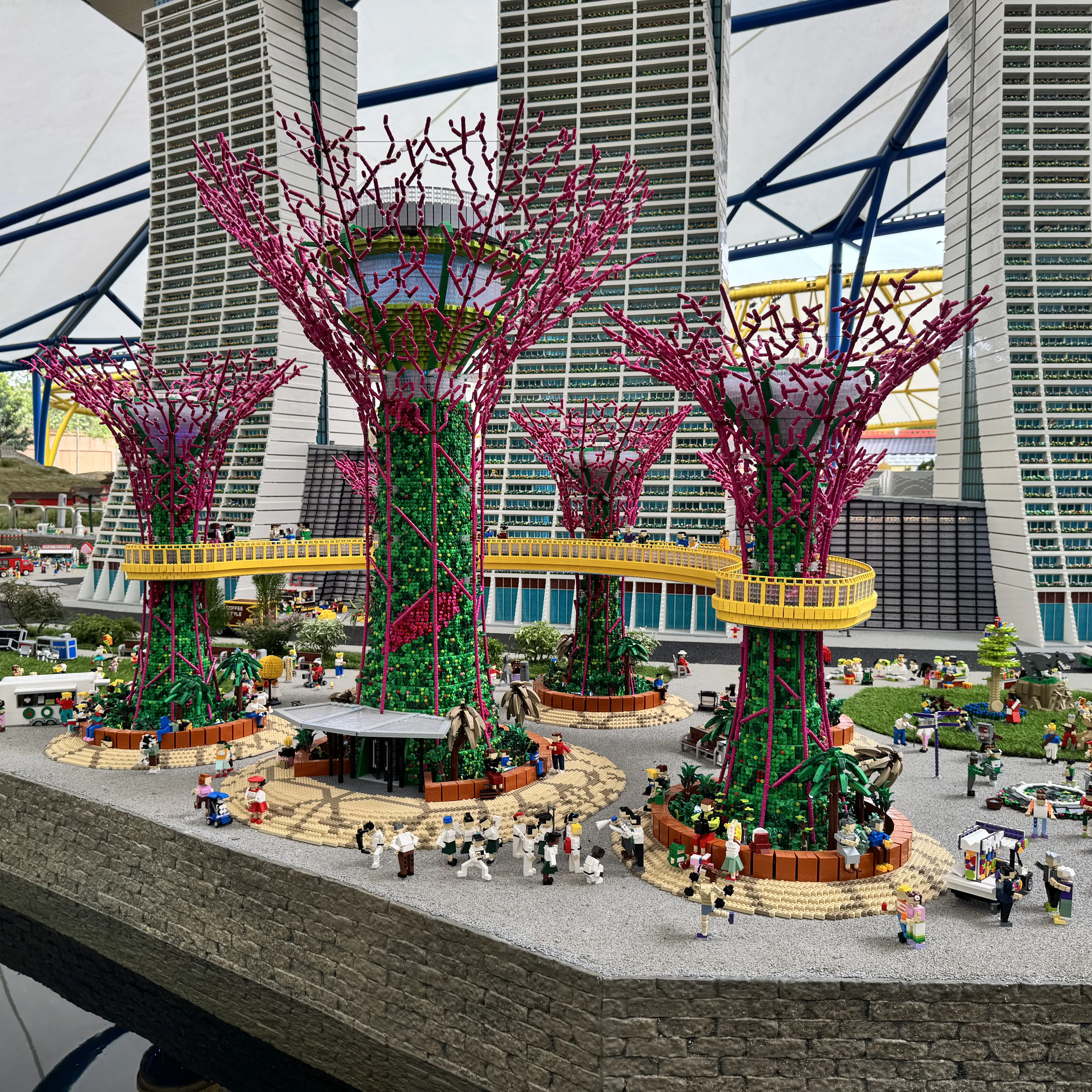 Supertree Sq