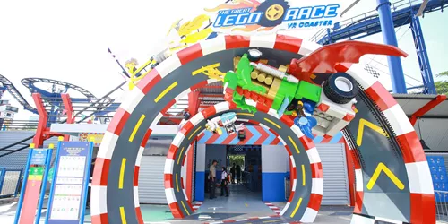 The Great LEGO Race - LEGO TECHNIC